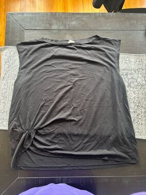 lululemon athletica cotton blend twist front tank top